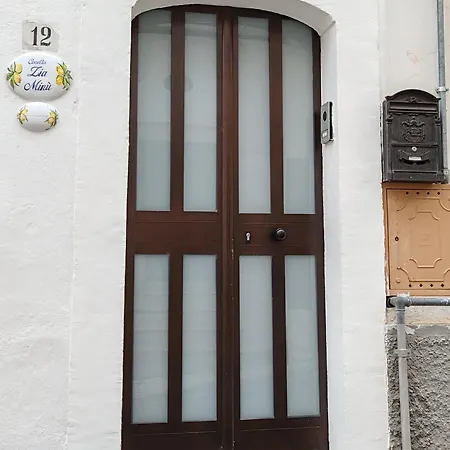 Holiday home Casetta Zia Minu'